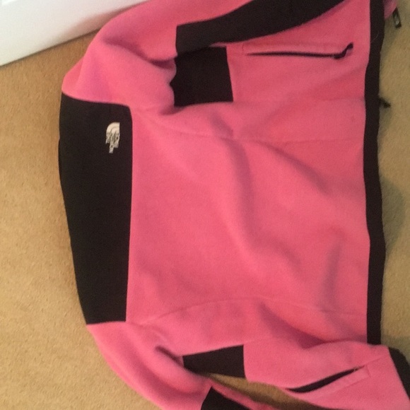 Pink Northface - Picture 3 of 4